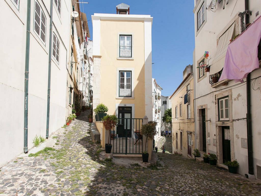 Patio Alfama Lägenhet Lisboa Exteriör bild
